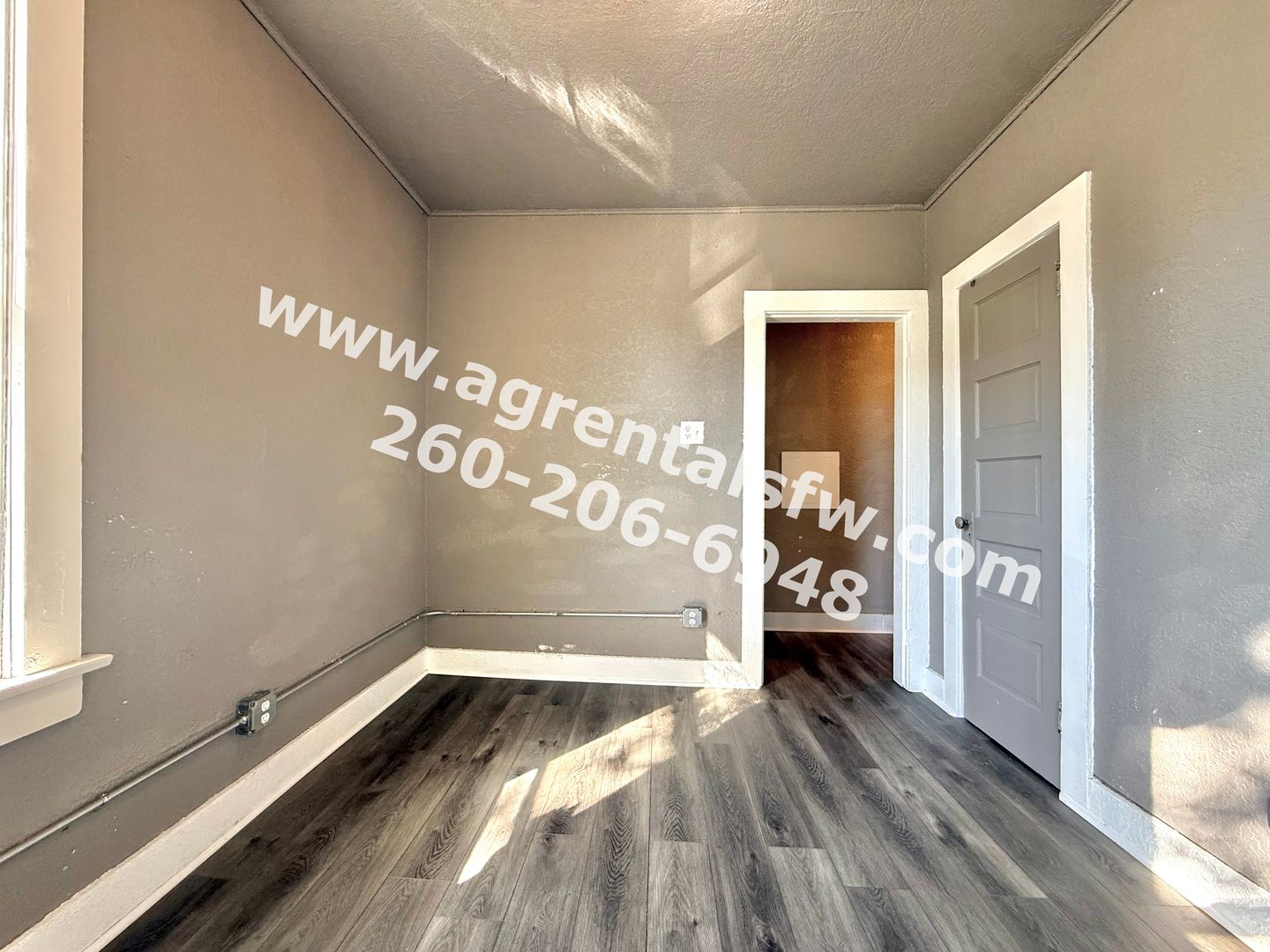 Listing photo