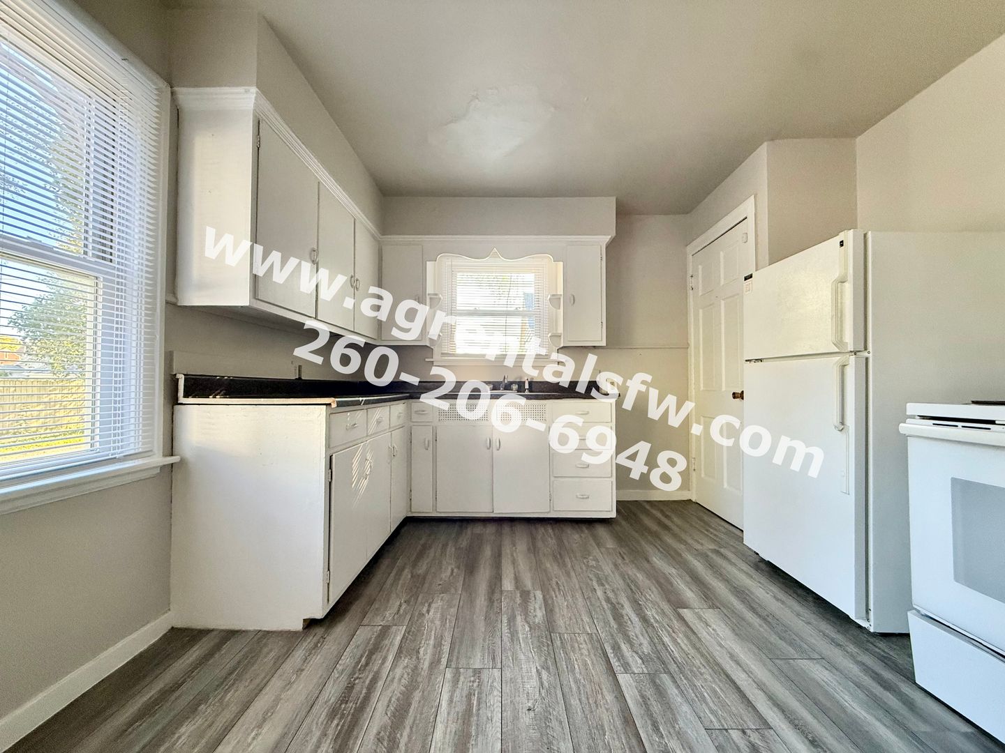 Listing photo