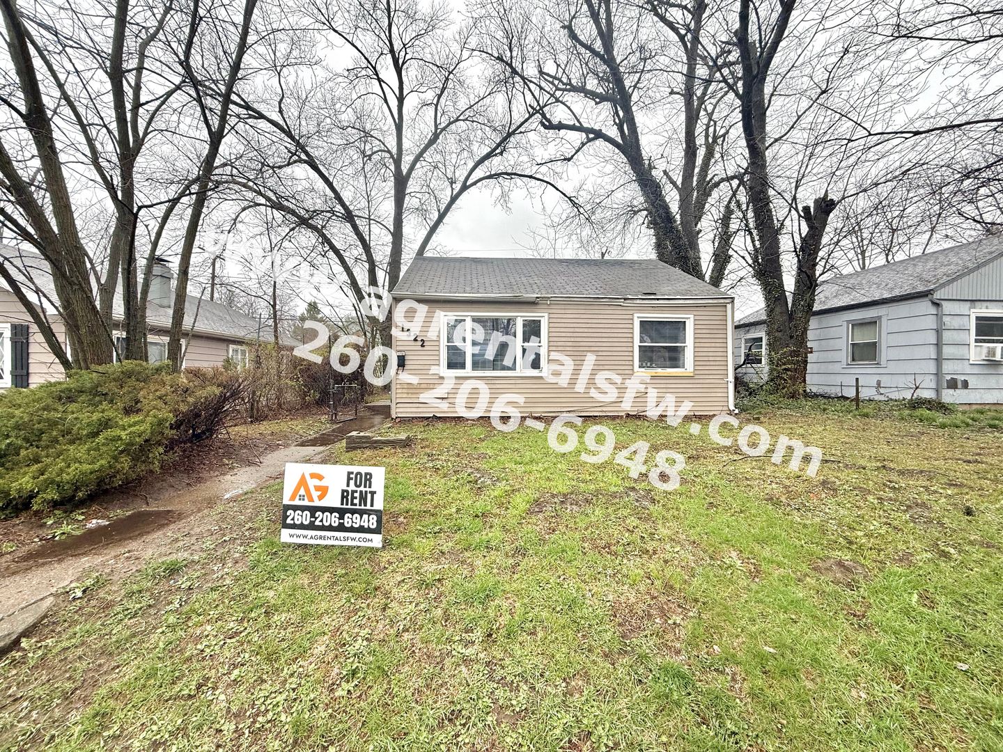 Fort Wayne House: 1322 Fay Dr