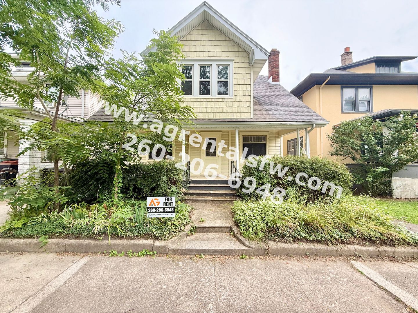 Fort Wayne Apartment: 919 Rivermet Ave