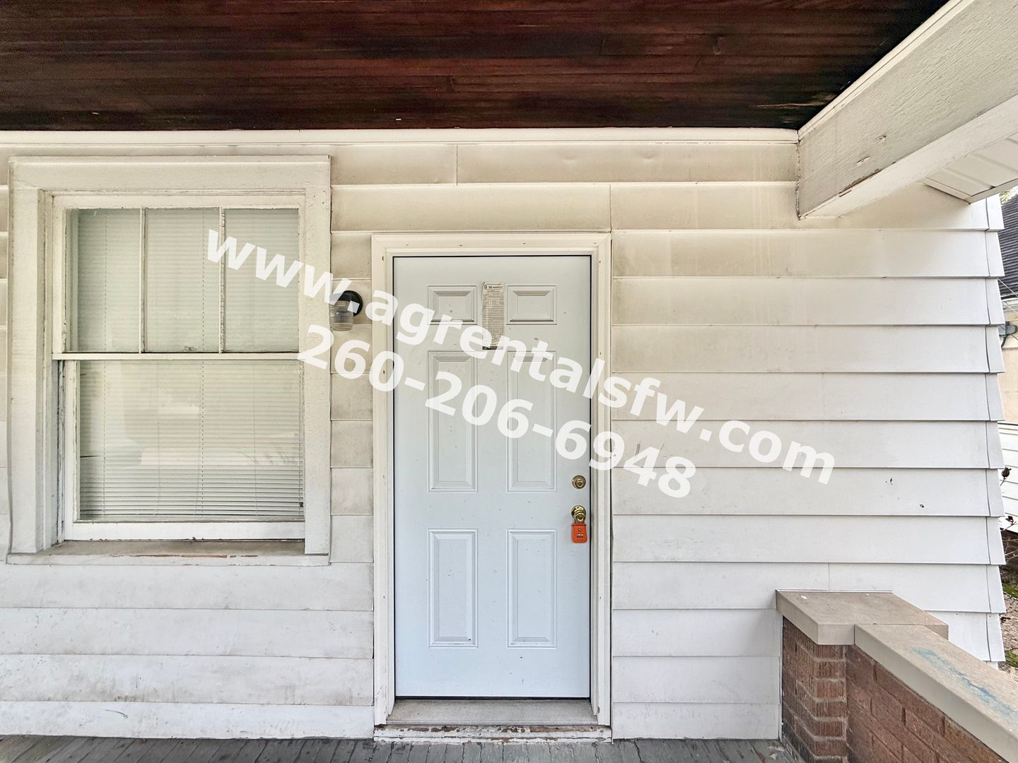 Listing photo