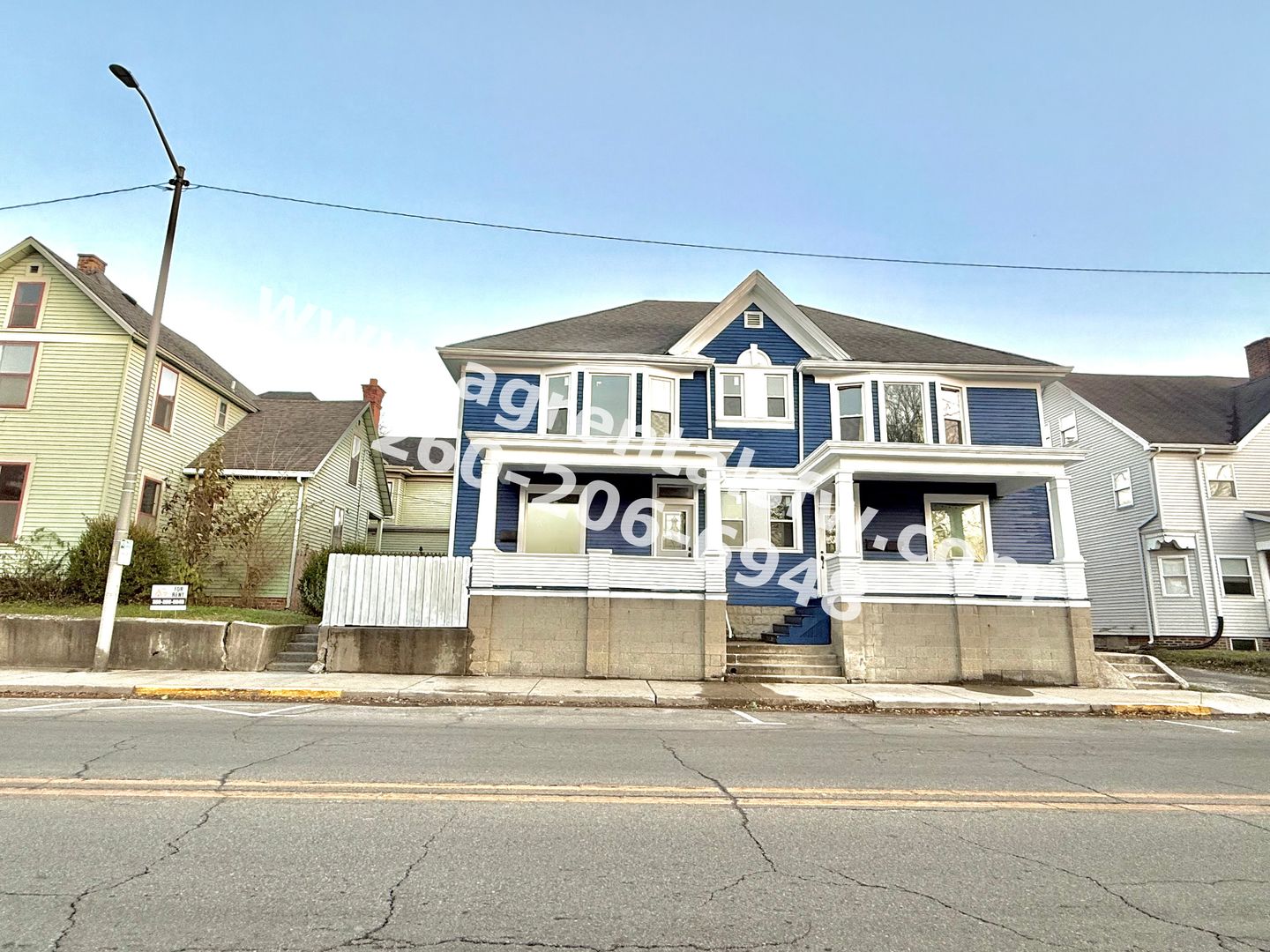 Fort Wayne Apartment: 1829 Broadway