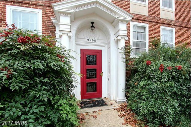 Washington Condo: 3990 Langley Court, NW