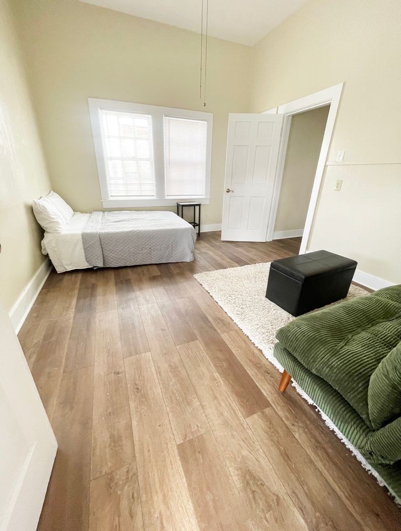 Galveston Apartment: 1704 Ave L