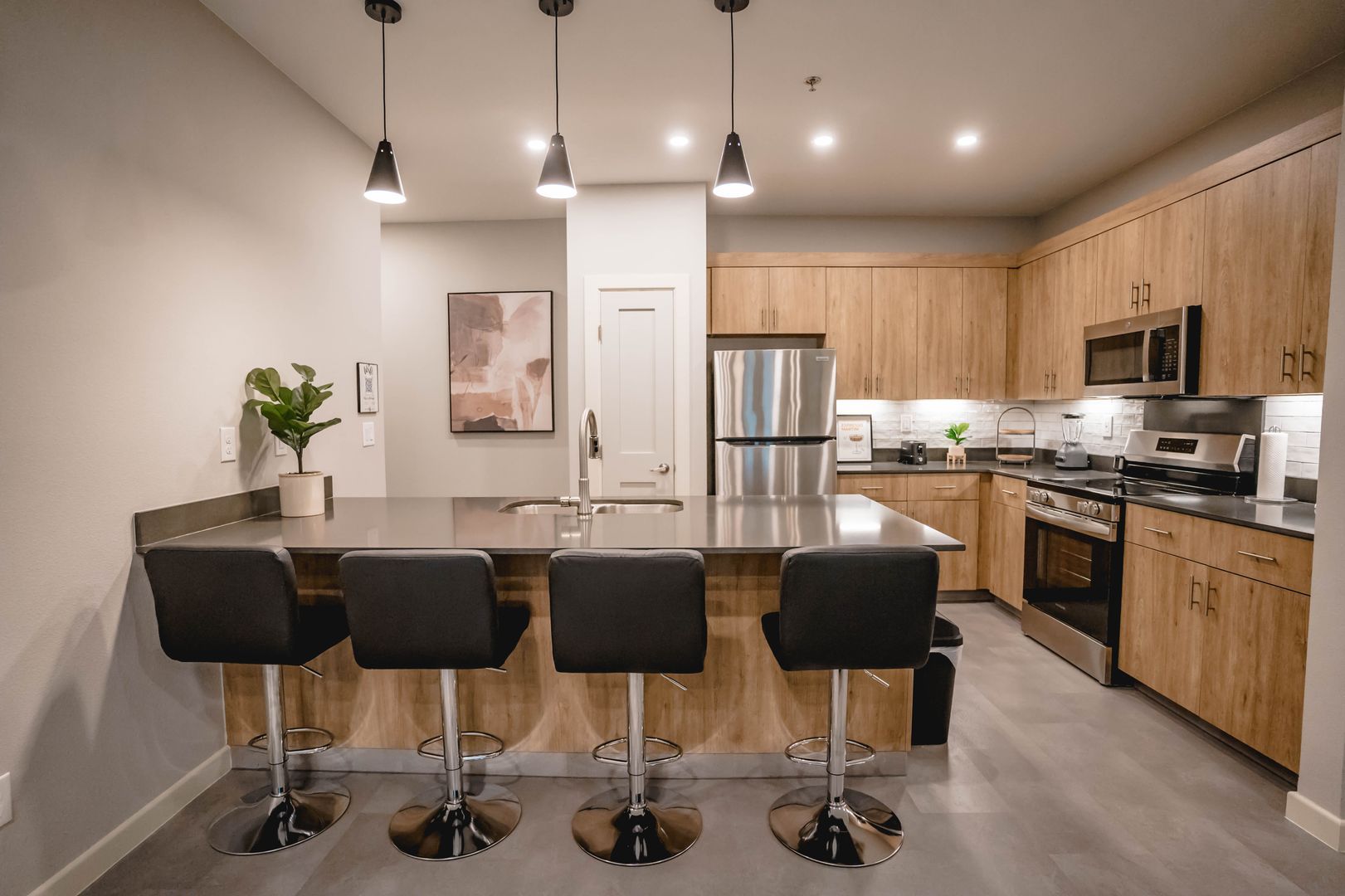 McAllen Apartment: 615 Dallas Ave.