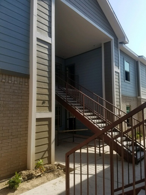 Harlingen Apartment: 1005 Garfield Ave
