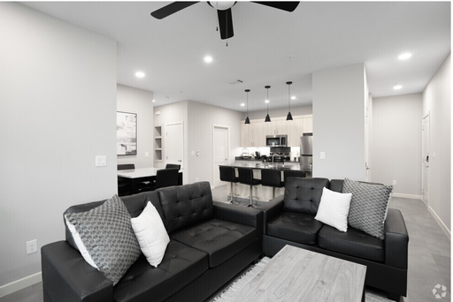 1 Bed 1 Bath Rental at 615 Dallas Ave. - B-13 (2nd Floor-Stw 4), McAllen, TX – photo 1