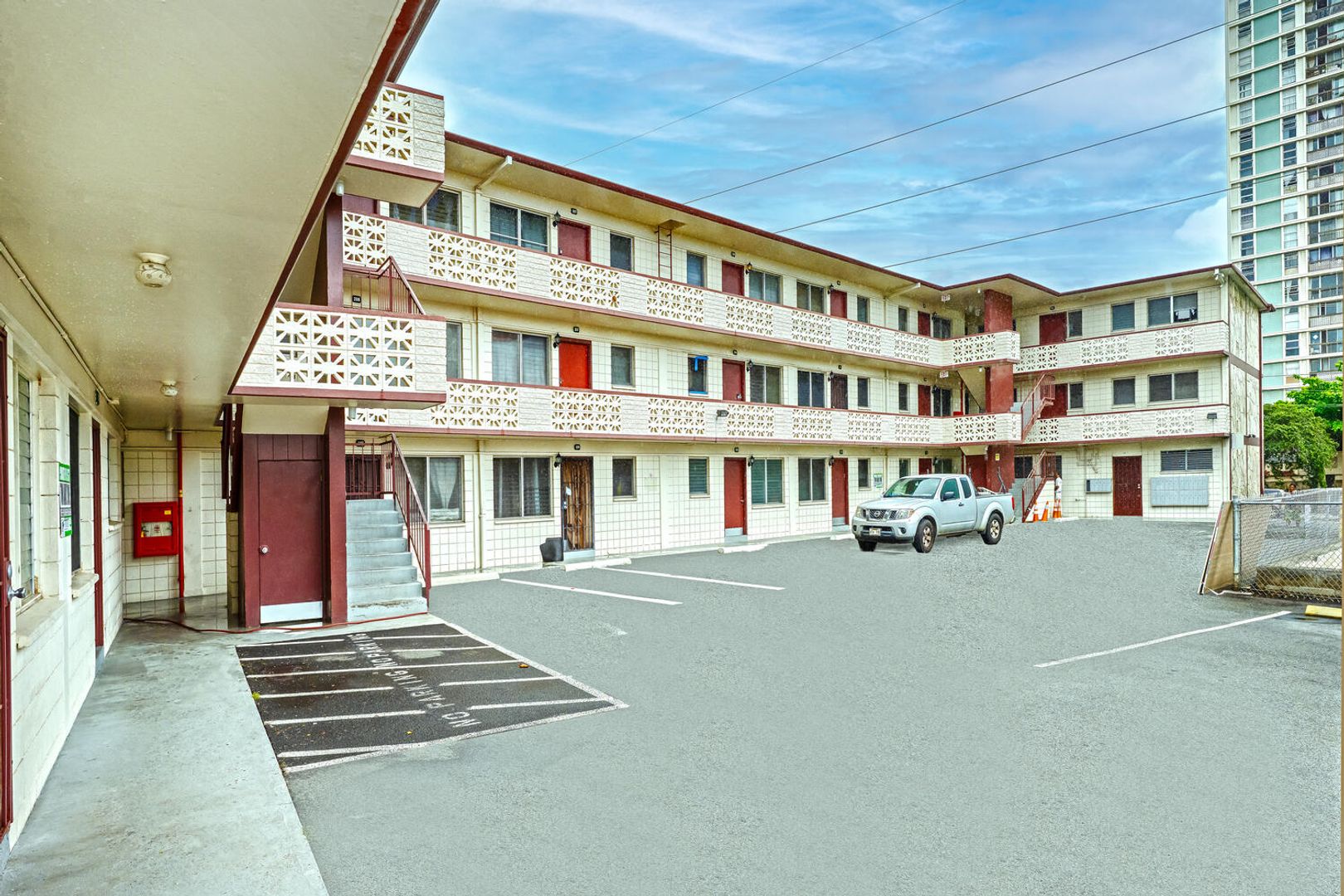 Honolulu Apartment: 1438 Liliha St.