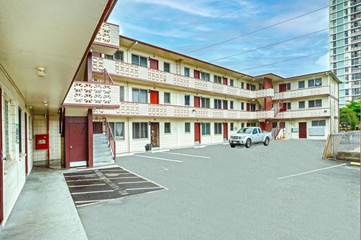 1BR/1BA/Lanai - $1,700/month - 1438 Liliha Street – photo 1