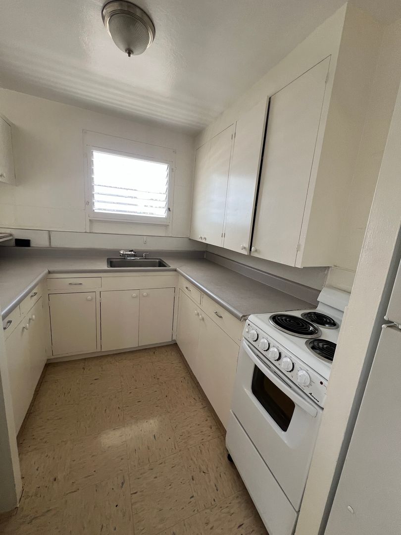 Honolulu Apartment: 1231 Matlock Ave.