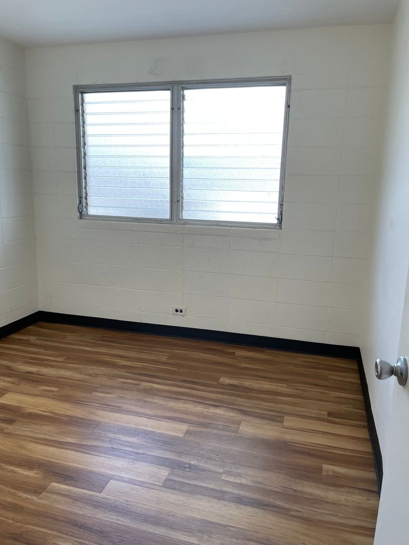 Honolulu Condo: 2423 Cleghorn Street, #204