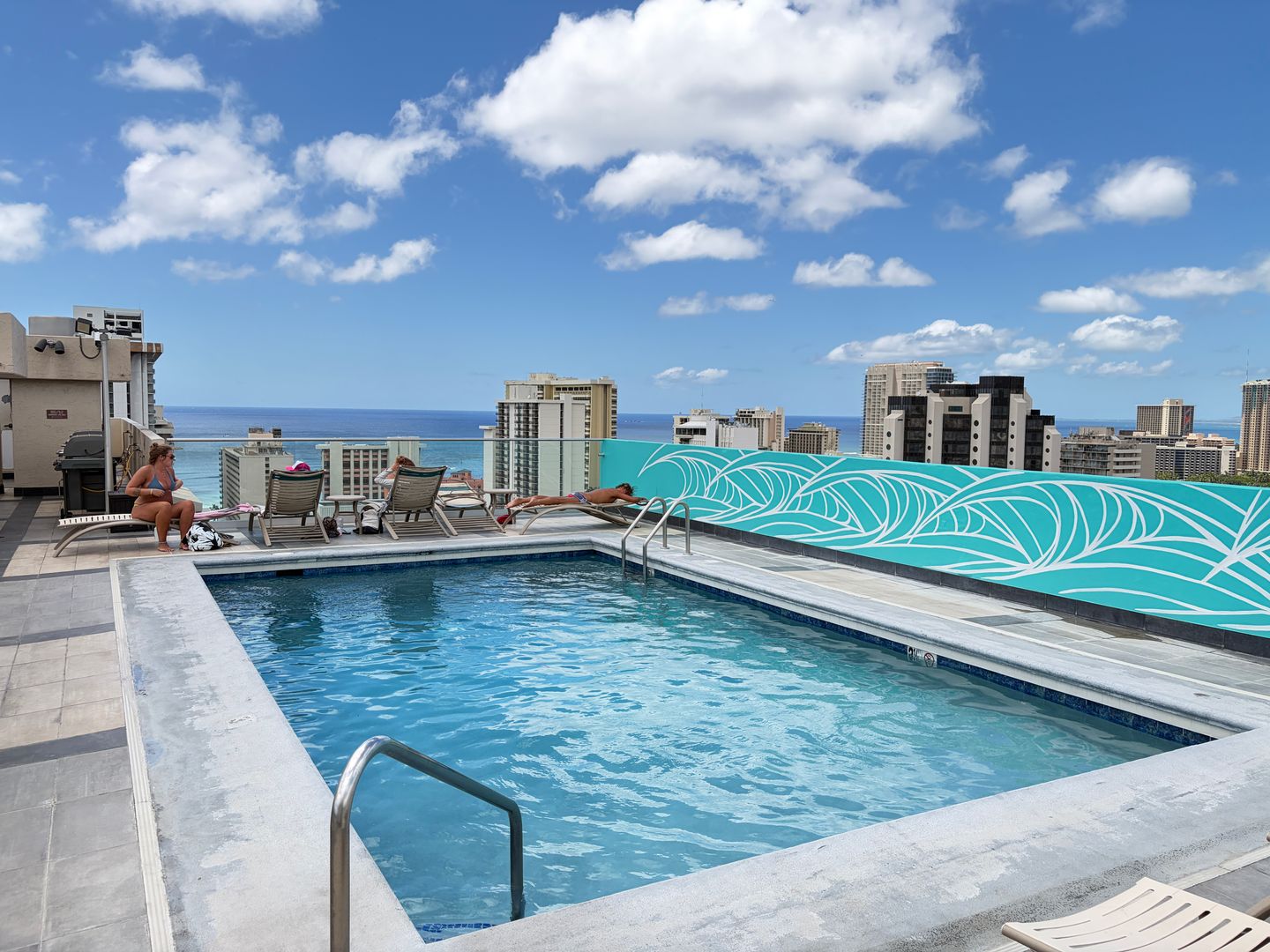 Honolulu Condo: 2345 Ala Wai Blvd. #1102