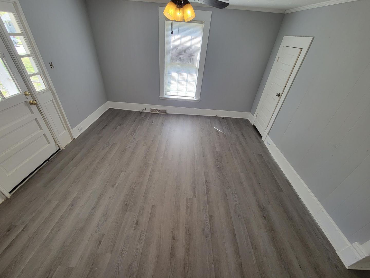 Burlington House: 1016 Washington St Apt A