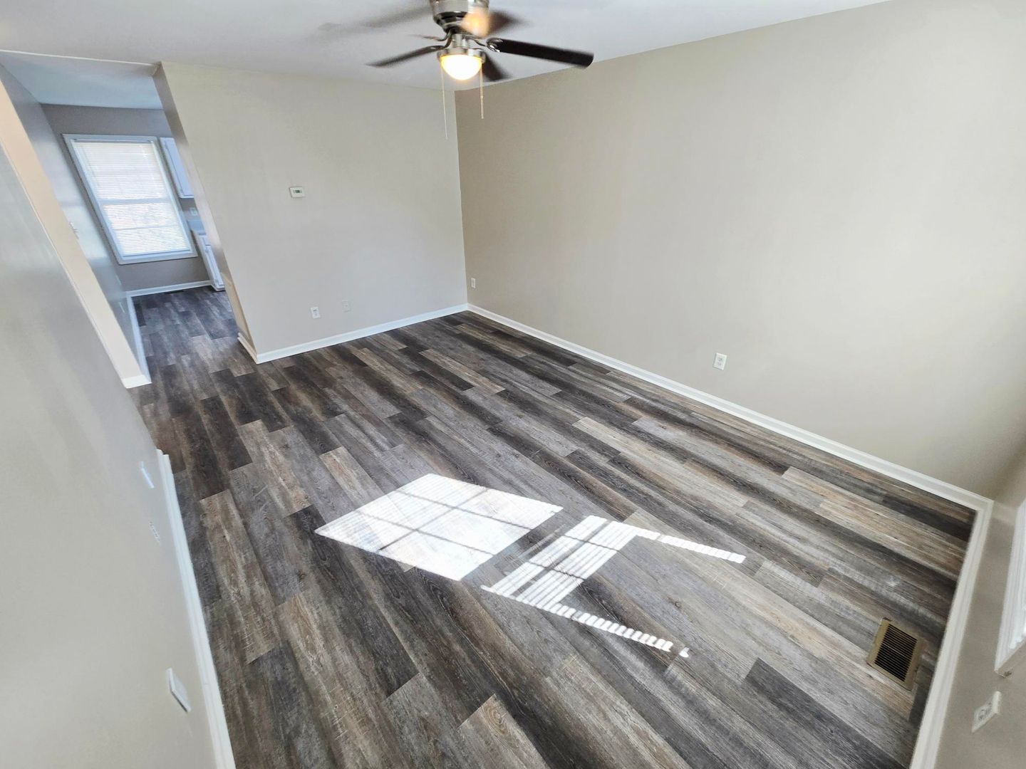 Burlington House: 1016 Washington St Apt D