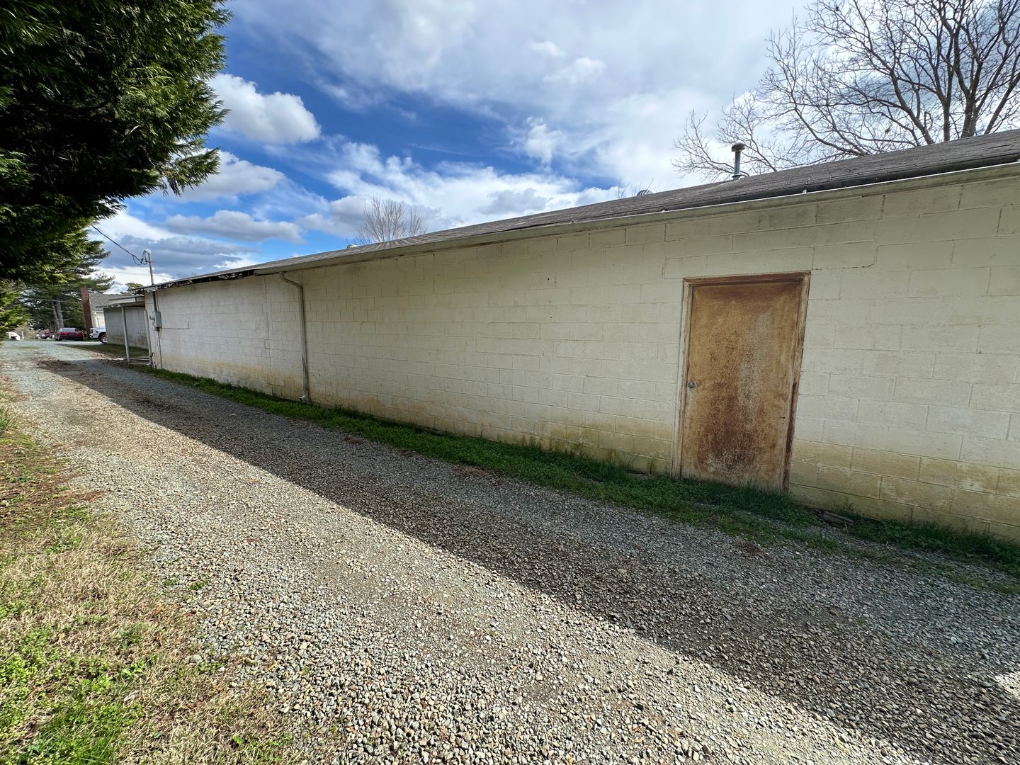 4457 NC Hwy 62 S , Warehouse A&B, Burlington, NC 27215