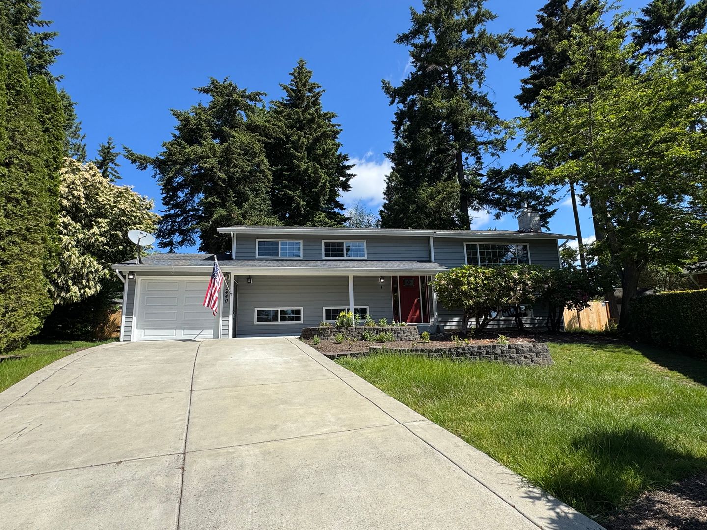Kirkland House: 13440 90th Pl NE