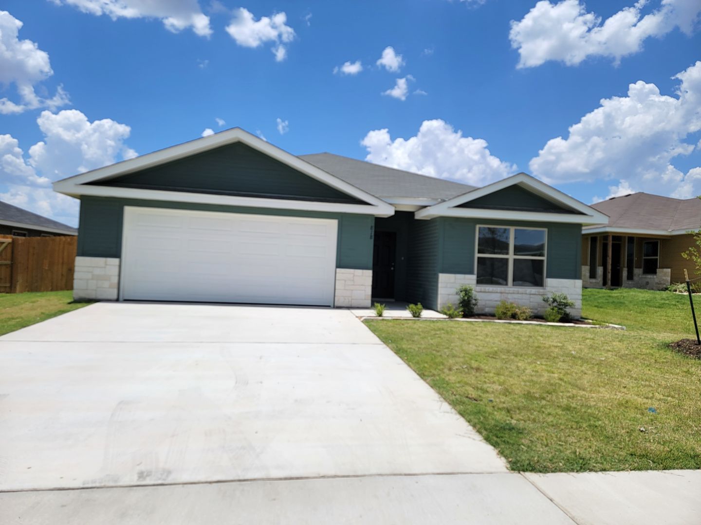 Nolanville House: 818 Freedom Circle