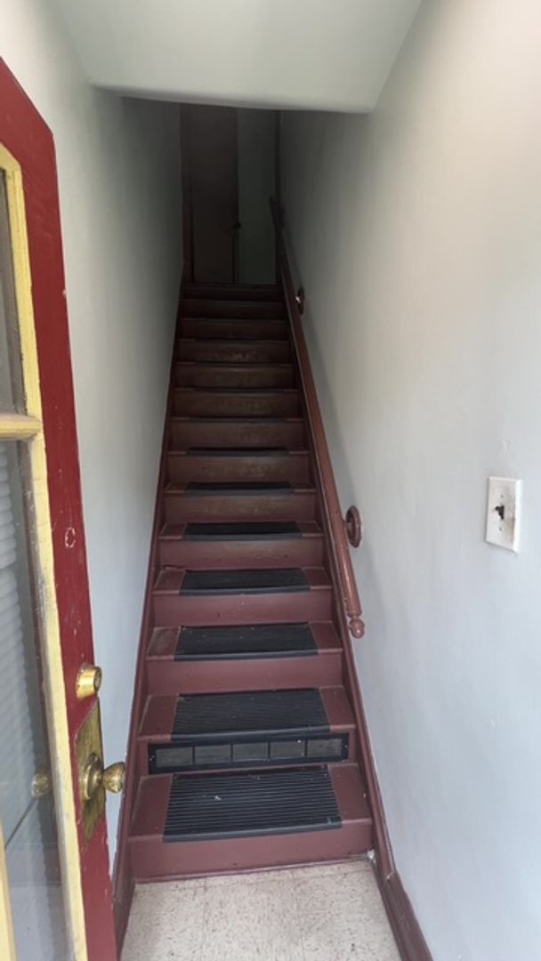 St. Louis Apartment: 2649-51 Winnebago Street