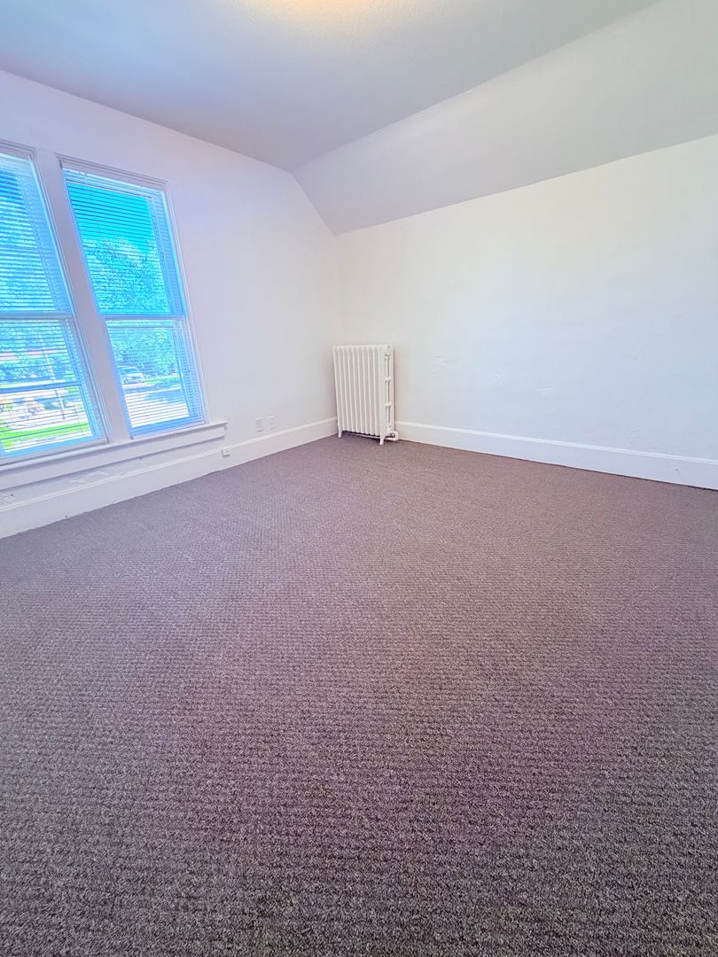 Aberdeen Apartment: 424 SE 1st Ave