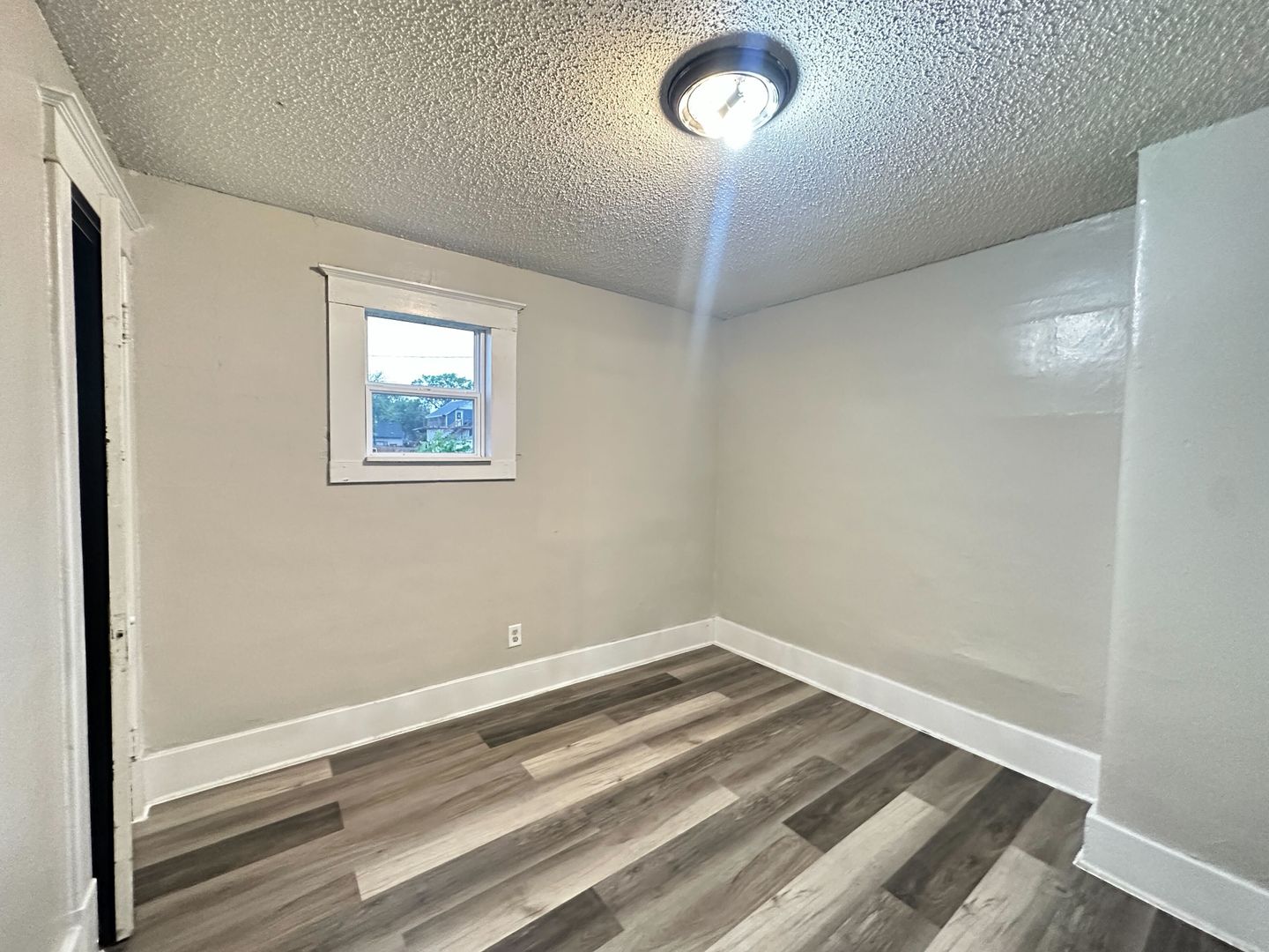 Aberdeen House: 417 N Kline St