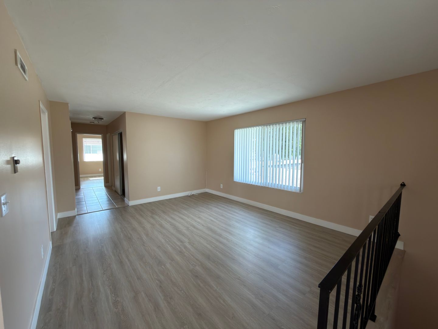 Orange Apartment: 316-326 W. La Veta Avenue