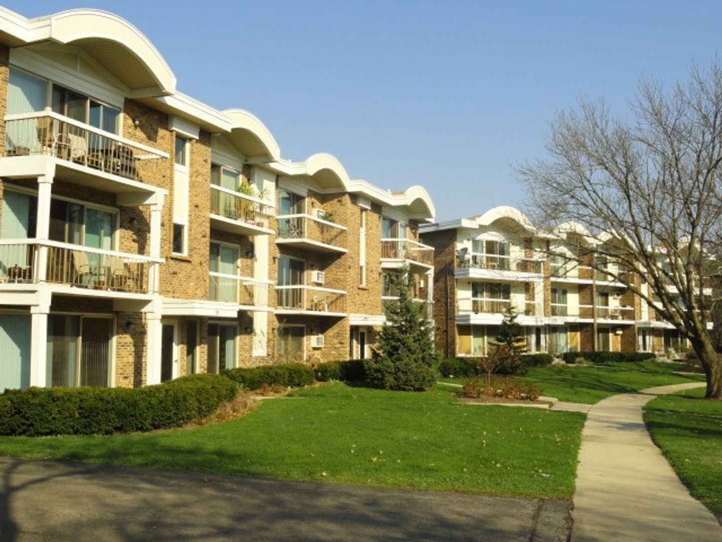 Naperville Apartment: 15 Olympus Drive