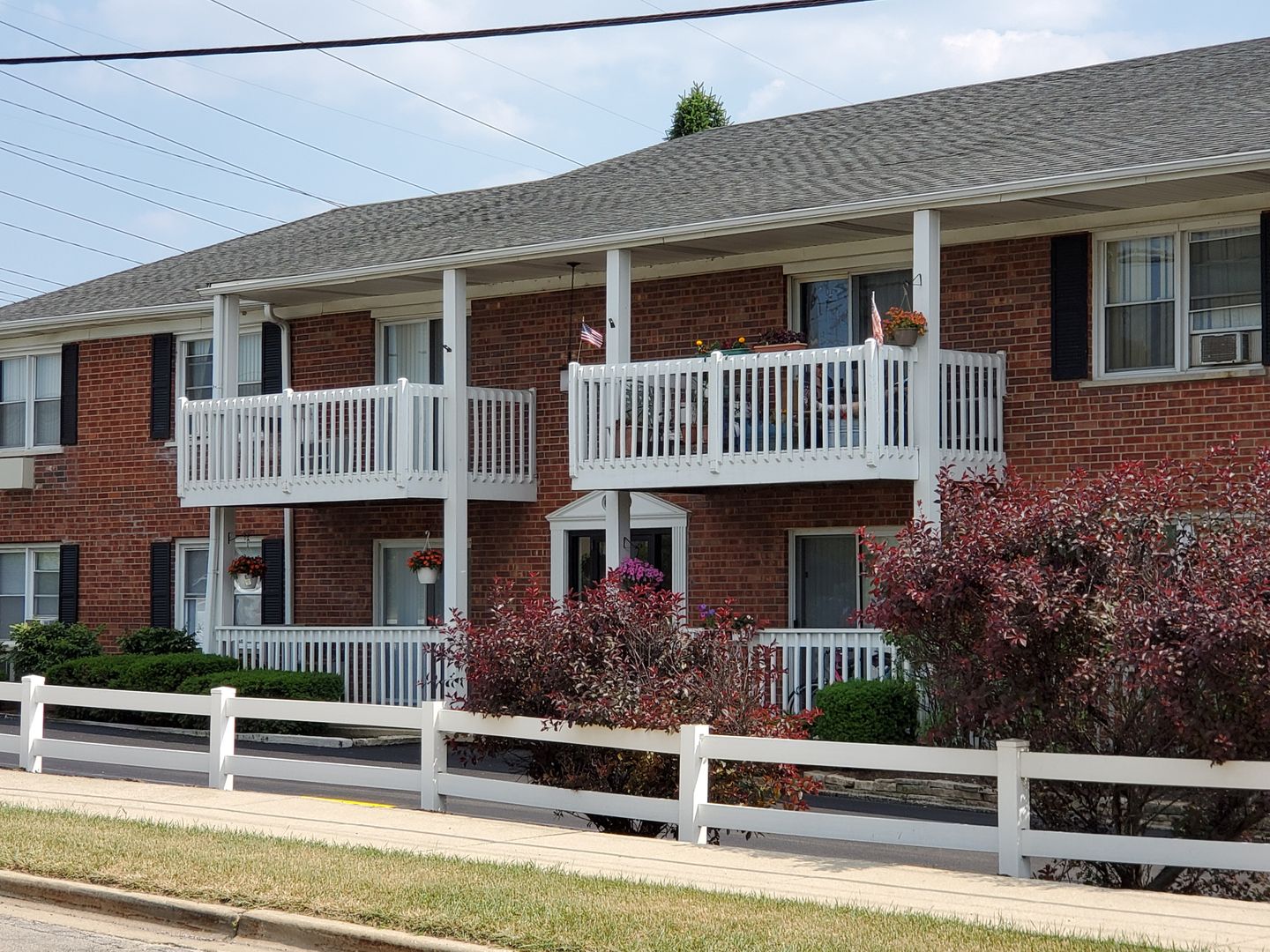 Lisle Apartment: 535-569 Maple Avenue