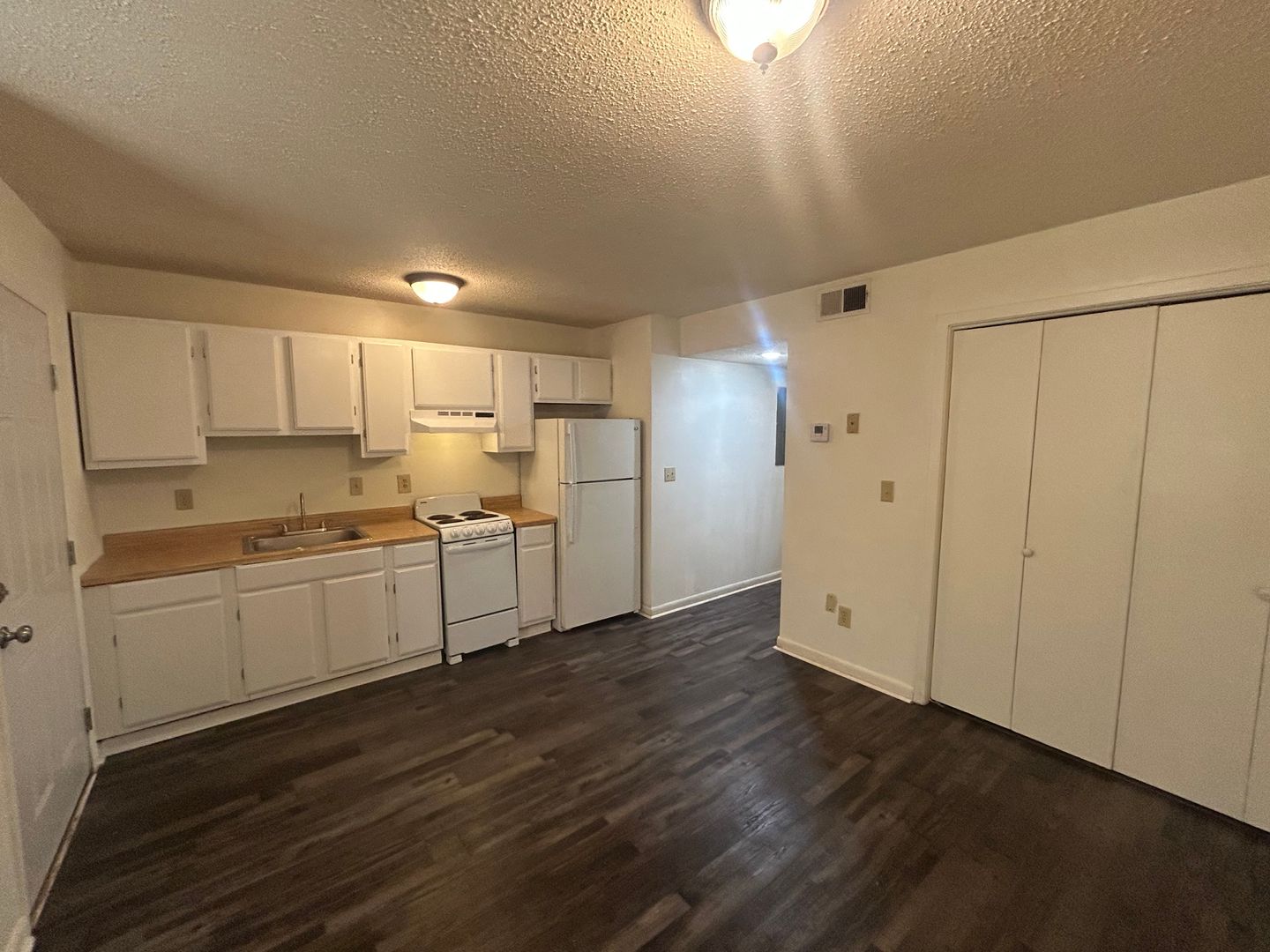 Arab Apartment: 31 8th Street Unit 9