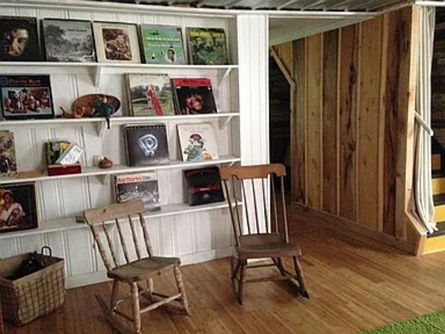 Livingston Manor House: 38 Spring St.