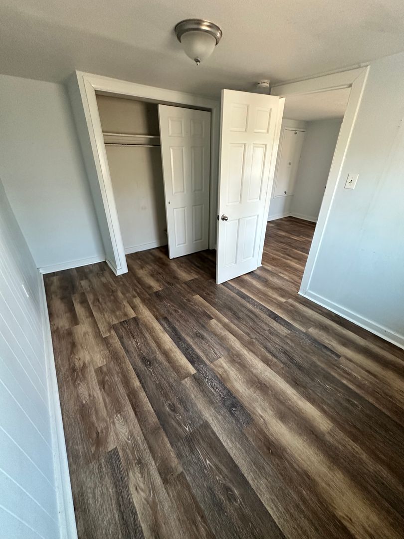 Millbrook Apartment: 15 Johnson Lane