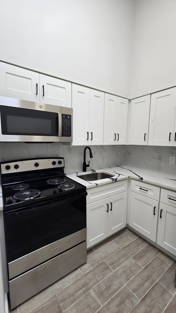 Ossining Apartment: 20 Broad Ave.