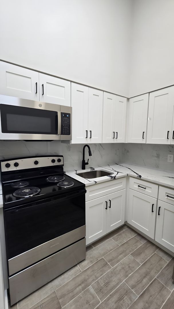 Ossining Apartment: 20 Broad Ave.