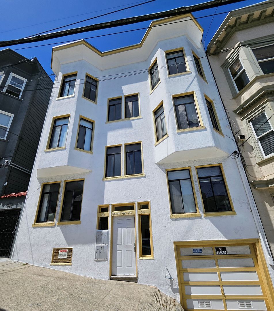 San Francisco Apartment: 726-732 Green Street