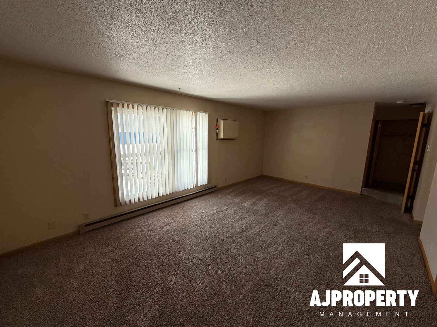 Garretson Apartment: 812 Canyon Avenue