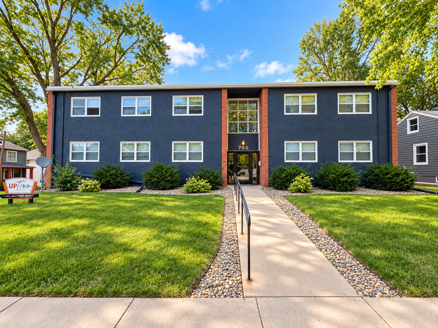 Sioux Falls Apartment: 615 W 15th St, 700 S Summit Ave