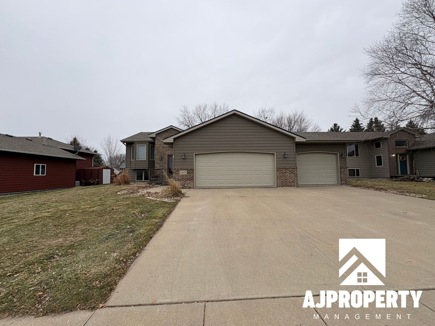 Sioux Falls House: 5509 S Sarmar Avenue