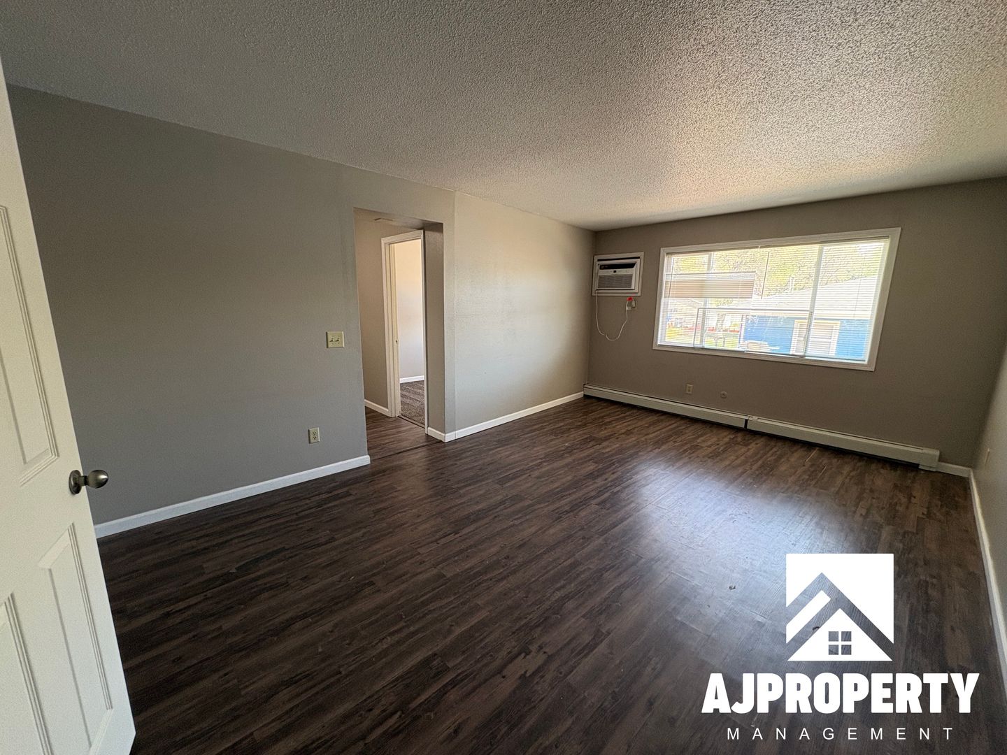 Sioux falls Apartment: 3309 South Elmwood Avenue
