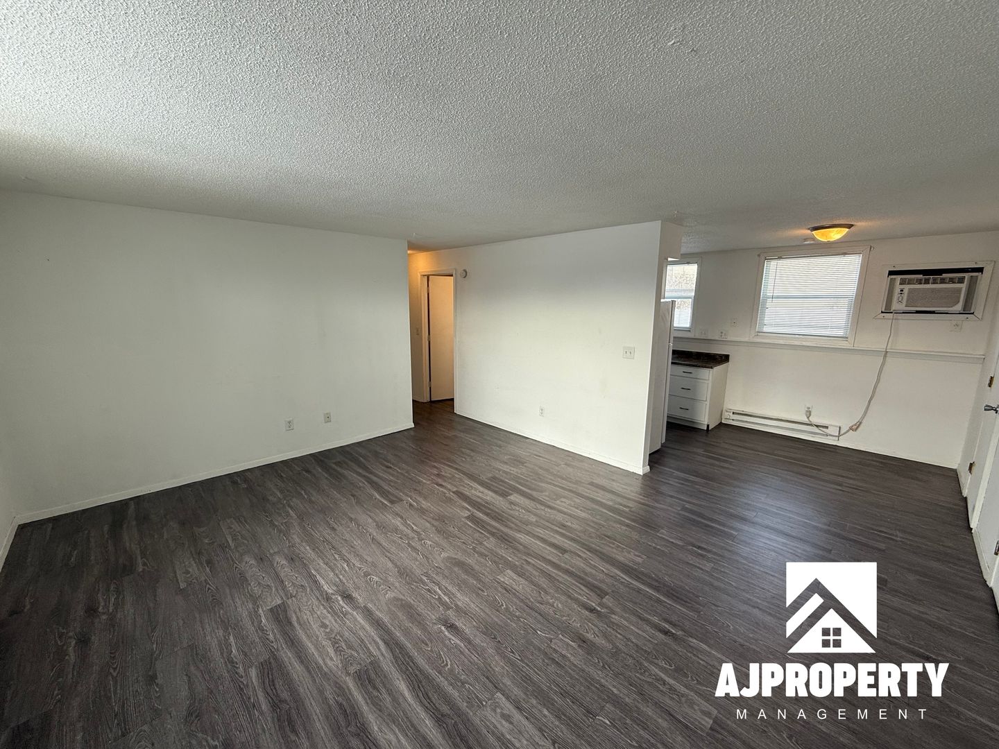 Brandon Apartment: 600 E Aspen Blvd