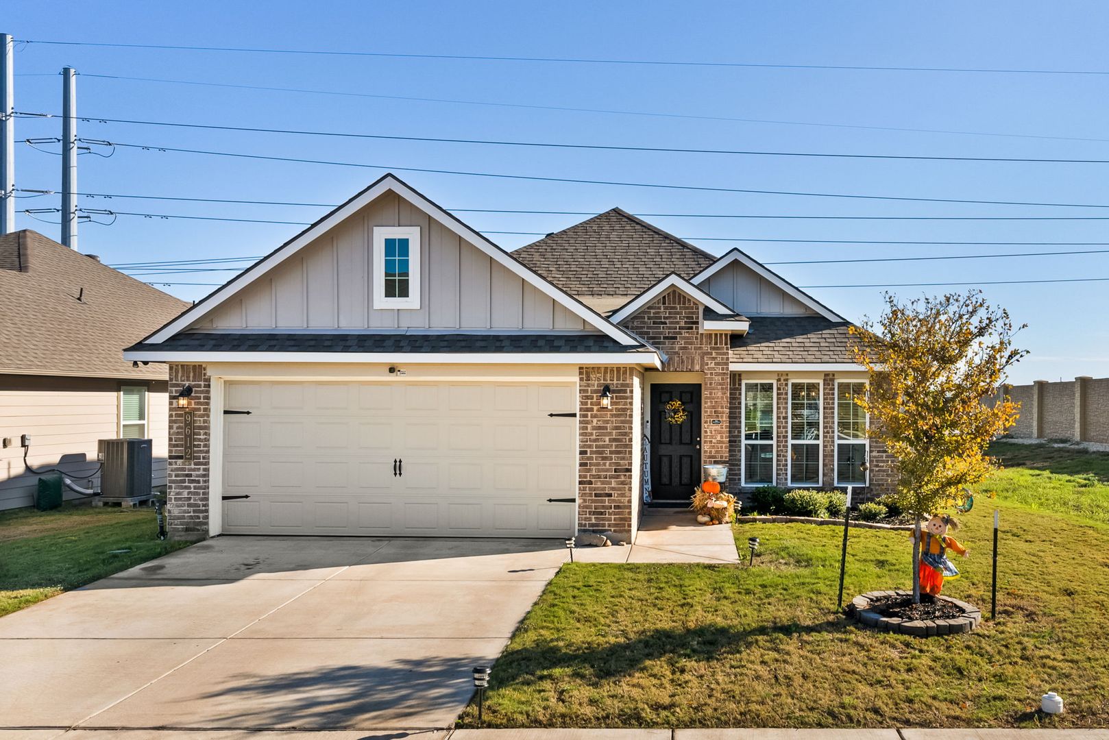 Killeen House: 9612 Caemlyn Cove