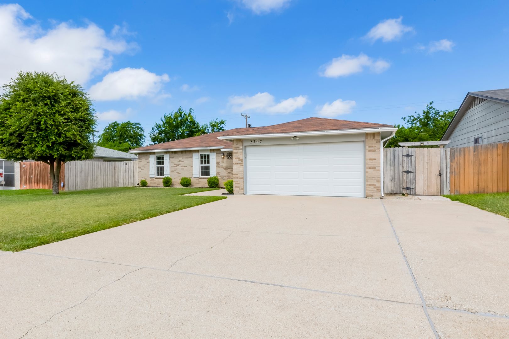 Killeen House: 2307 Traverse Drive