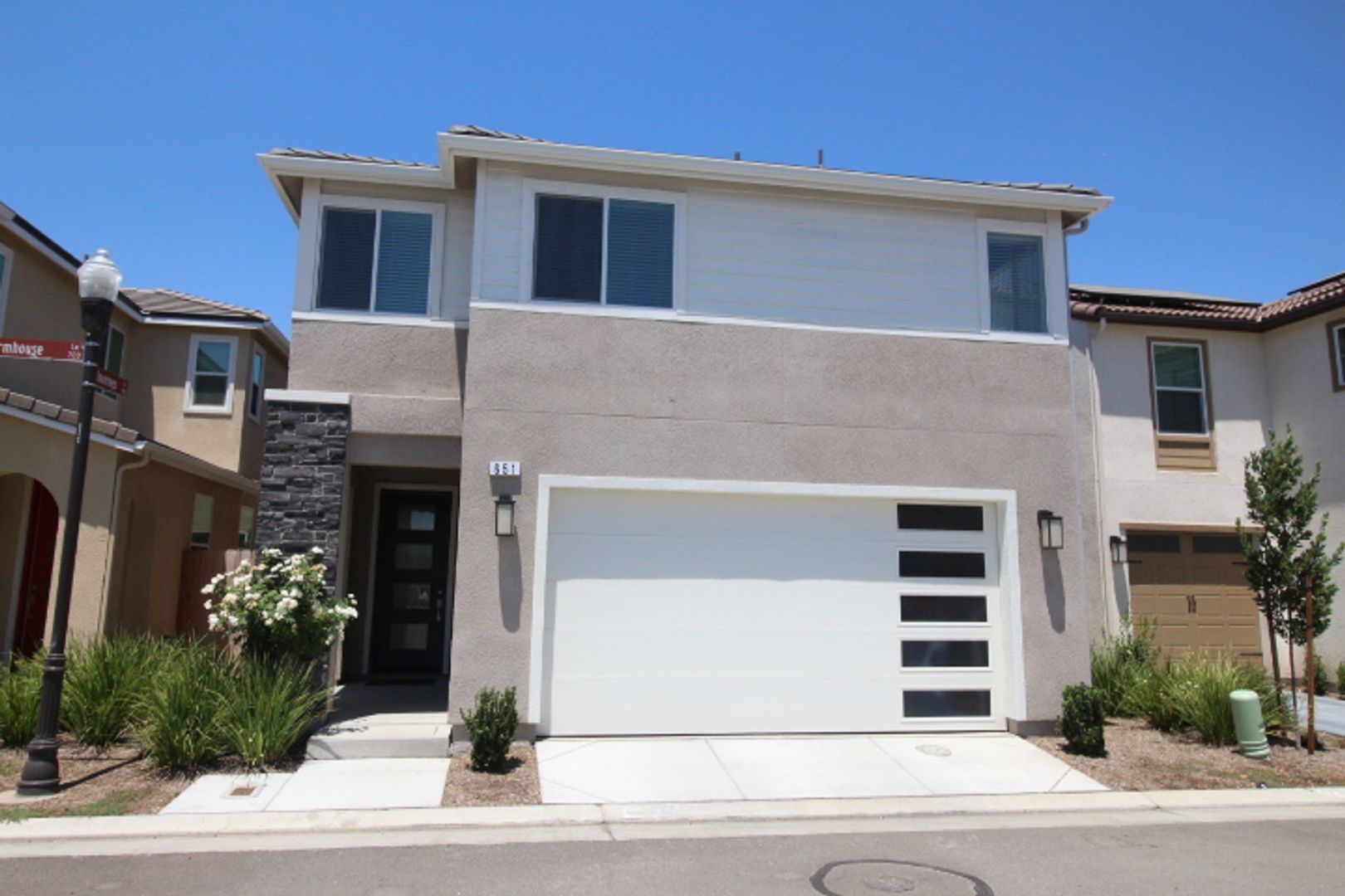 Clovis House: 651 Farmhouse