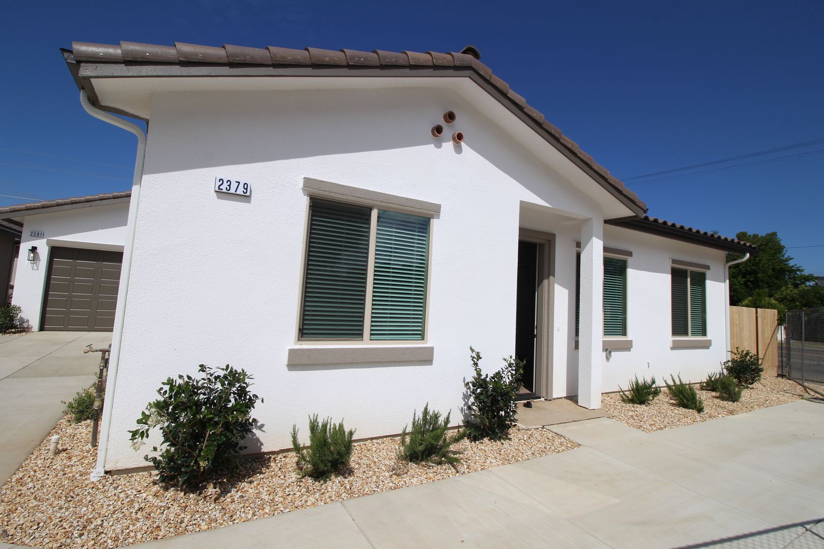 Fresno House: 2379 N Arthur