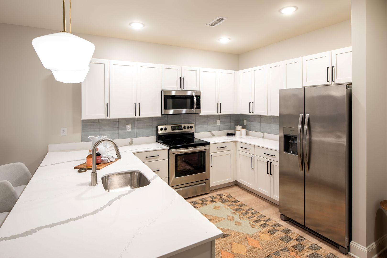 Poughkeepsie Apartment: 21 Raymond Avenue