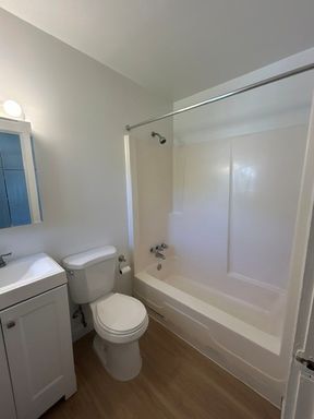30 Black Creek, D06