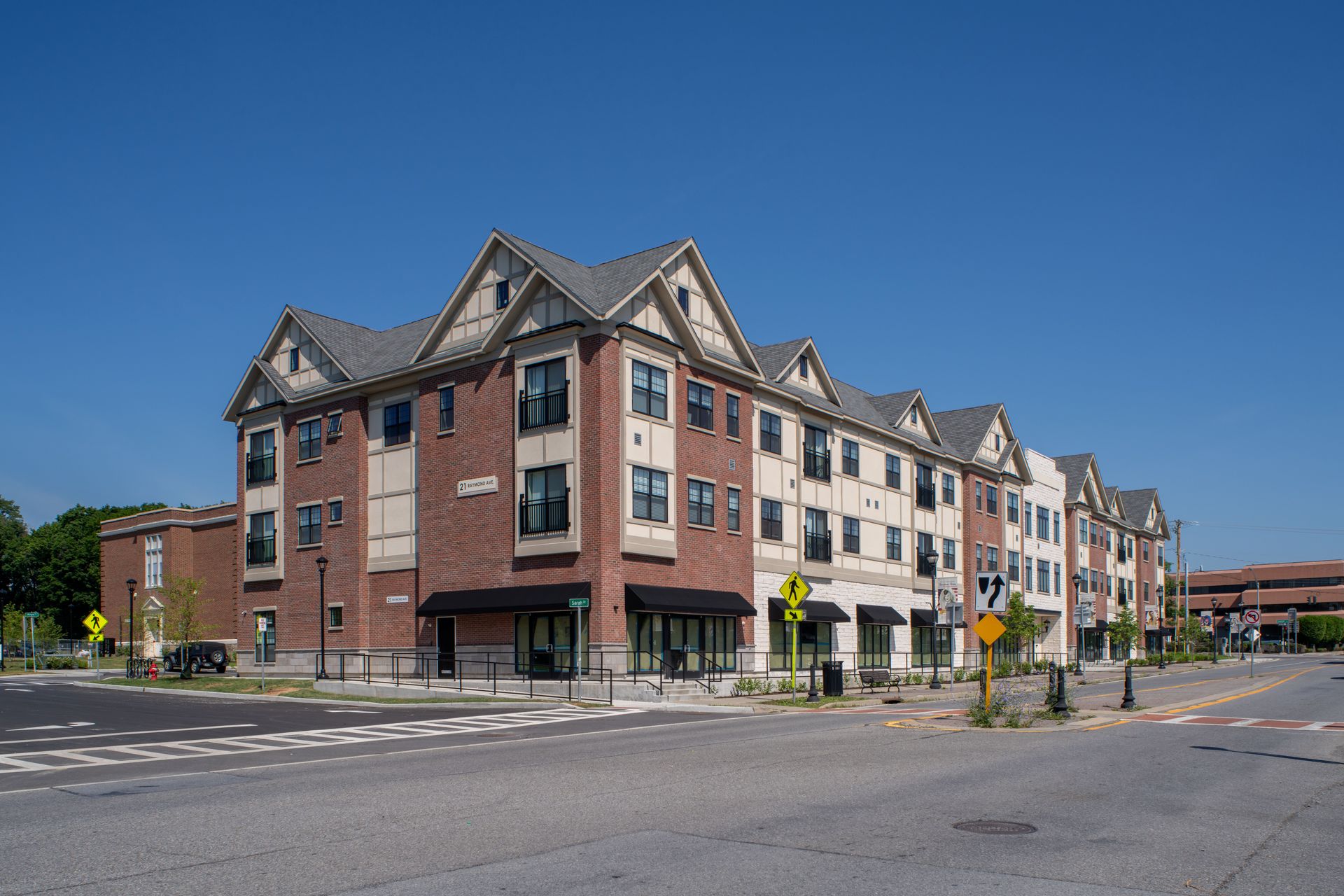 Poughkeepsie Apartment: 21 Raymond Avenue