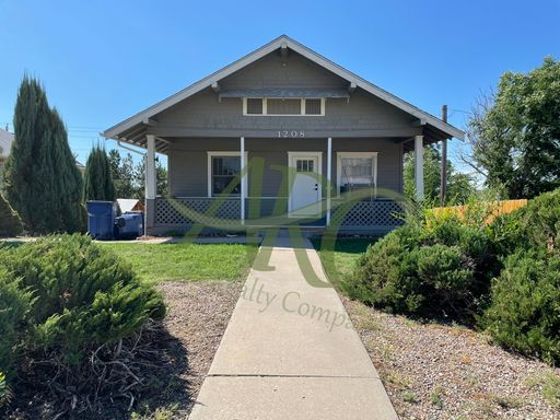 1208 E 13th St – photo 1