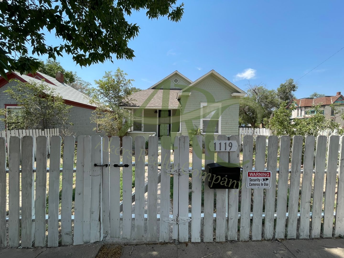 Pueblo House: 1119 West St