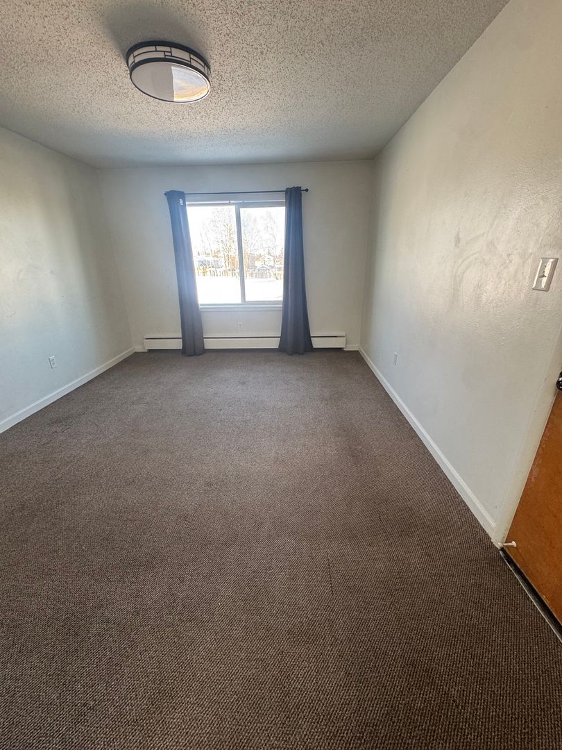 Anchorage House: 900 W 26th Ave #15