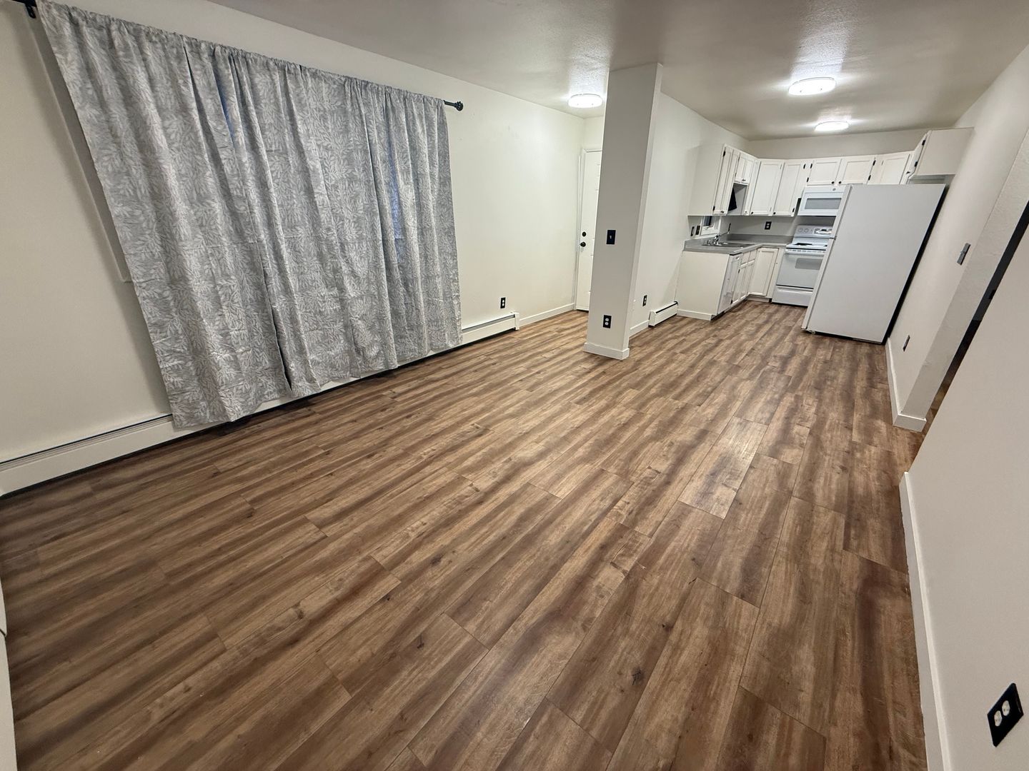Anchorage Apartment: 709 N Park St