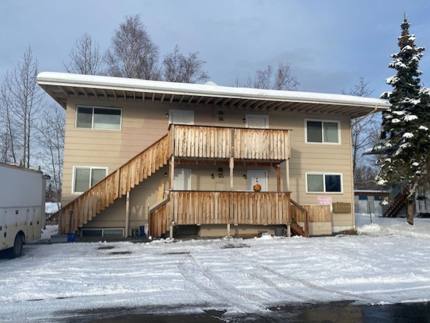 Anchorage Apartment: 3907 Carolina Drive